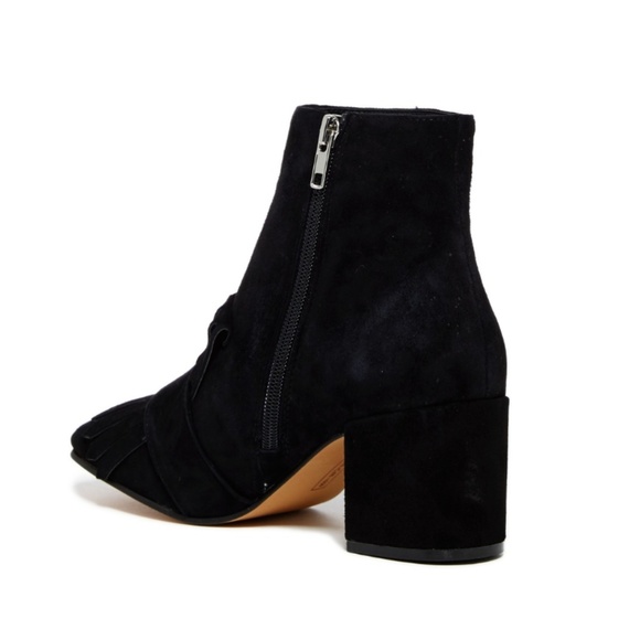 BNIB Steve Madden || Shooter Kiltie Suede Booties - Picture 2 of 8